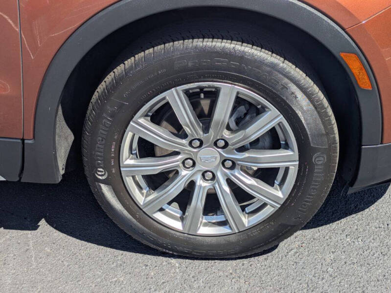 2021 Cadillac XT4 Premium Luxury
