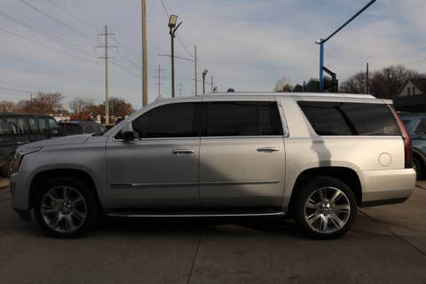 2016 Cadillac Escalade ESV Luxury Collection