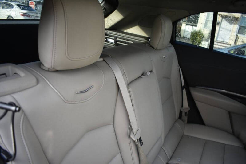 2019 Cadillac XT4 Luxury