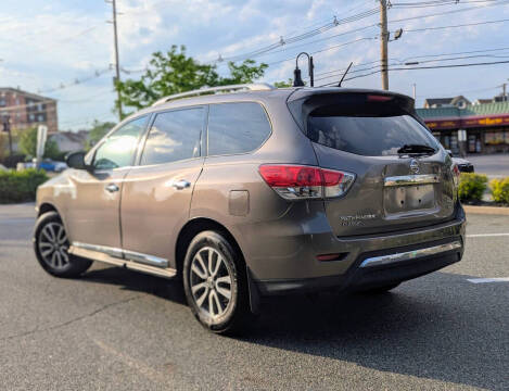 2014 Nissan Pathfinder SL