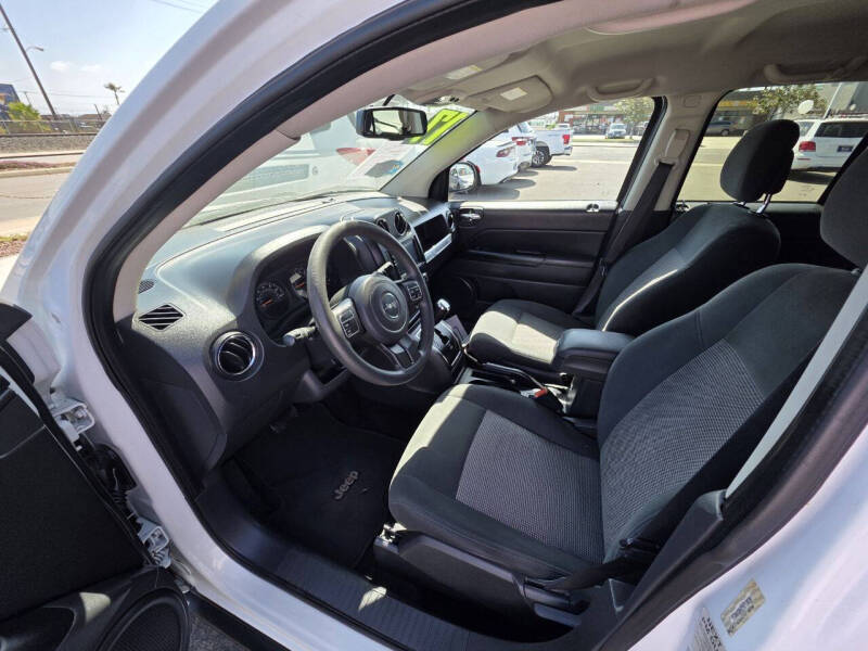 2017 Jeep Compass Sport