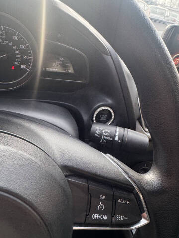 2017 Mazda MAZDA3 Sport