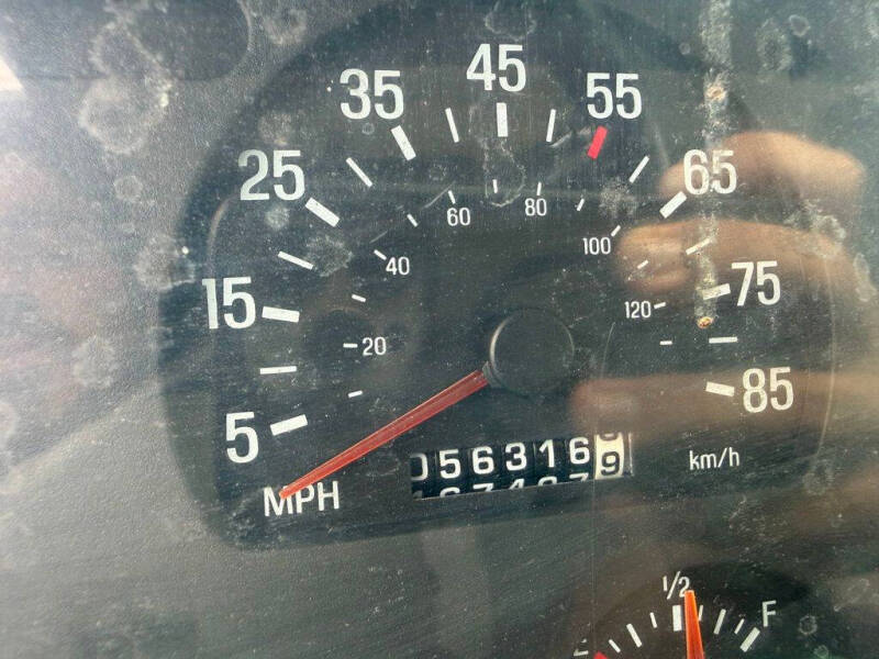 2000 Sterling L7501