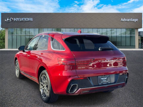 2023 Genesis GV70 2.5T Standard