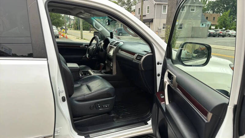 2017 Lexus GX 460