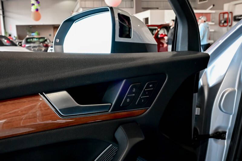 2023 Audi Q5 quattro S line Prem Plus 45 TFSI