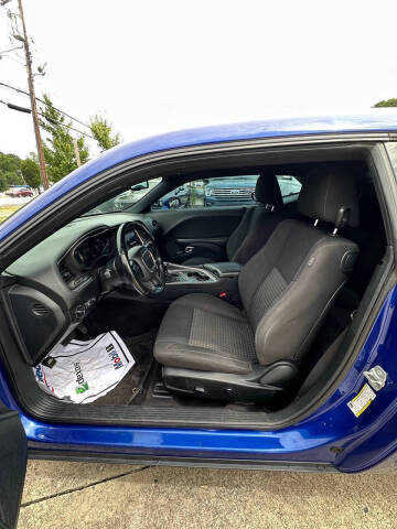 2018 Dodge Challenger SXT