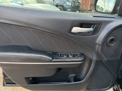 2016 Dodge Charger SXT