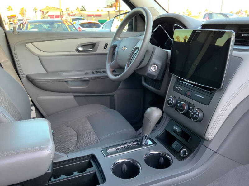 2017 Chevrolet Traverse LS