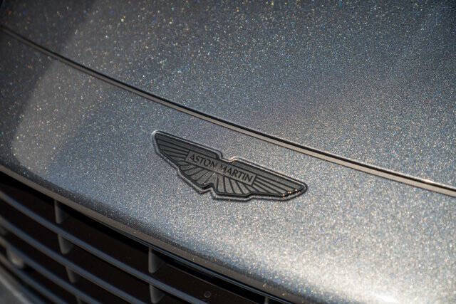 2024 Aston Martin DB12 33