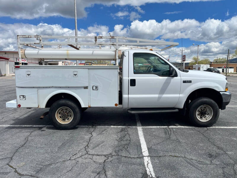 2003 Ford F-250 Super Duty XL photo 3