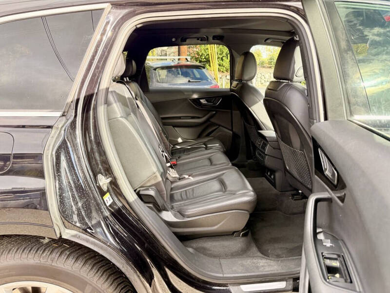 2019 Audi Q7 quattro Premium 55 TFSI