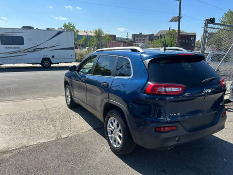 2018 Jeep Cherokee Latitude Plus