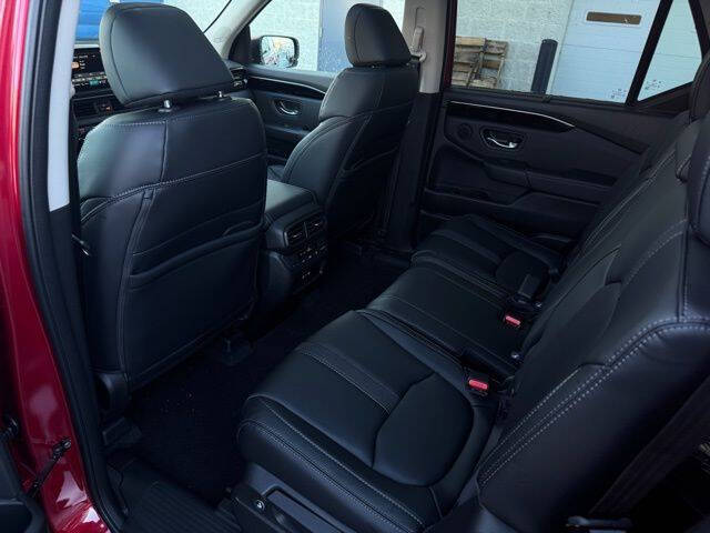 2025 Honda Pilot Touring