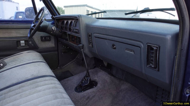 1990 Dodge W series null photo 33