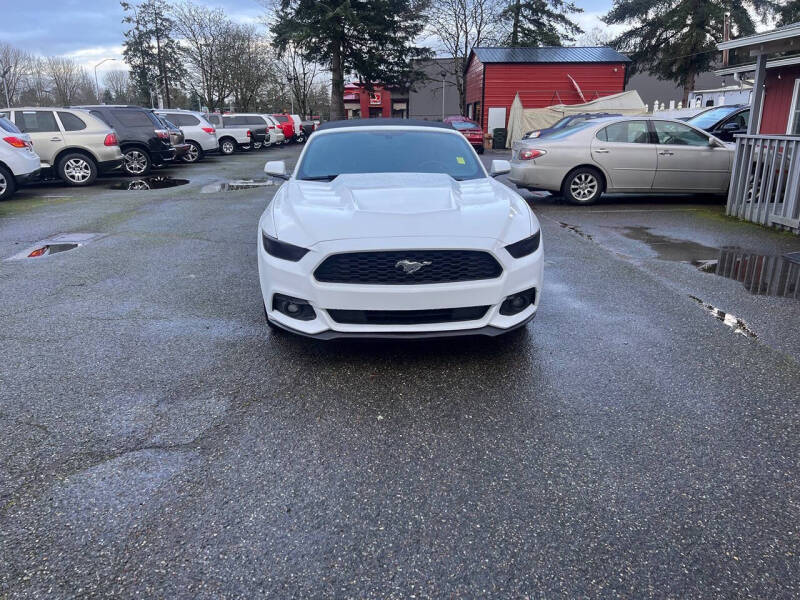 2015 Ford Mustang V6