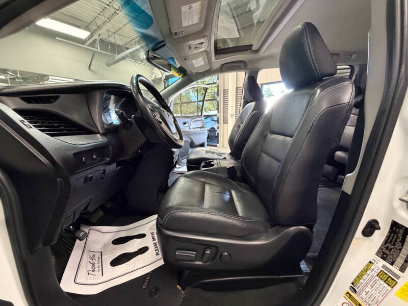 2017 Toyota Sienna