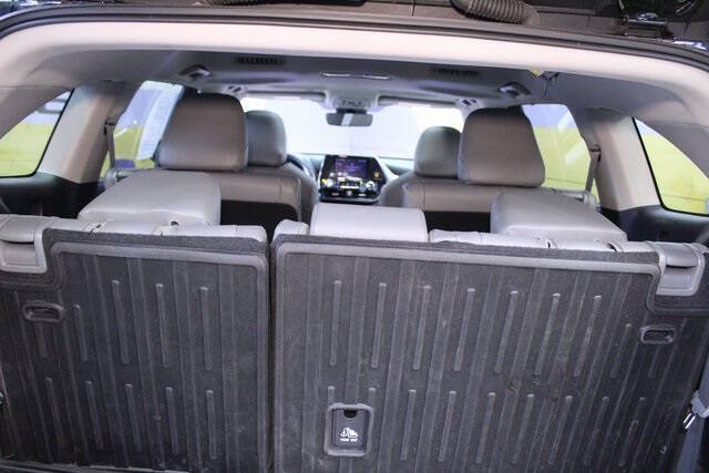 2024 Toyota Highlander Hybrid XLE