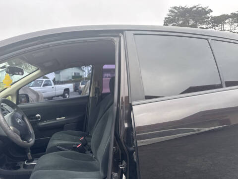 2011 Nissan Versa 1.8 S