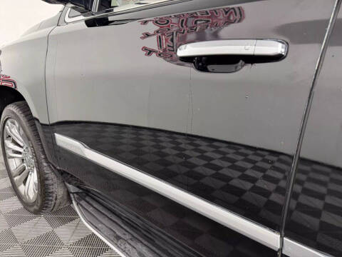 2018 Cadillac Escalade Luxury