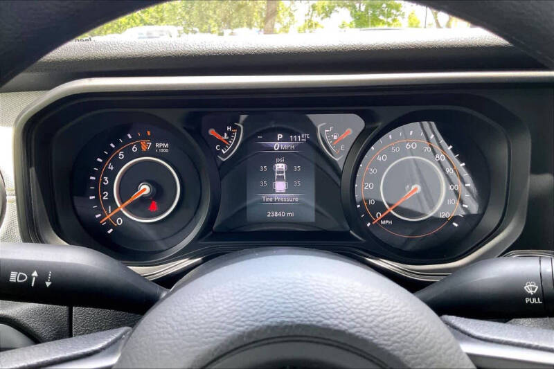 2024 Jeep Gladiator NightHawk