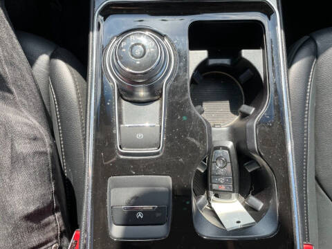 2019 Ford Edge Titanium