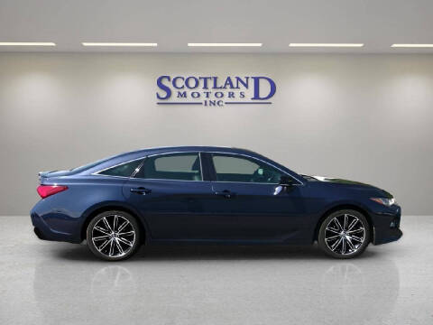 2020 Toyota Avalon Touring