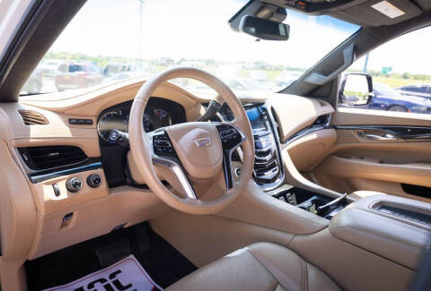 2019 Cadillac Escalade ESV Platinum