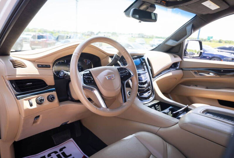 2019 Cadillac Escalade ESV Platinum