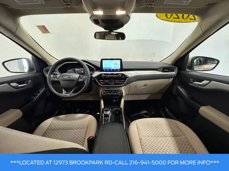 2020 Ford Escape SE