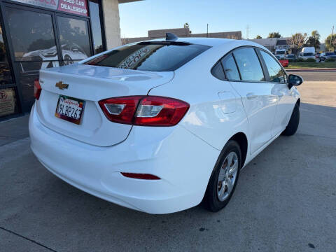 2018 Chevrolet Cruze LS Auto