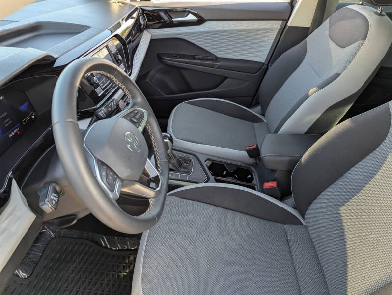 2023 Volkswagen Taos S