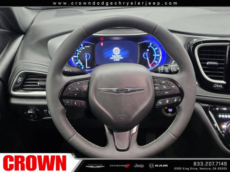 2022 Chrysler Pacifica Hybrid Touring L