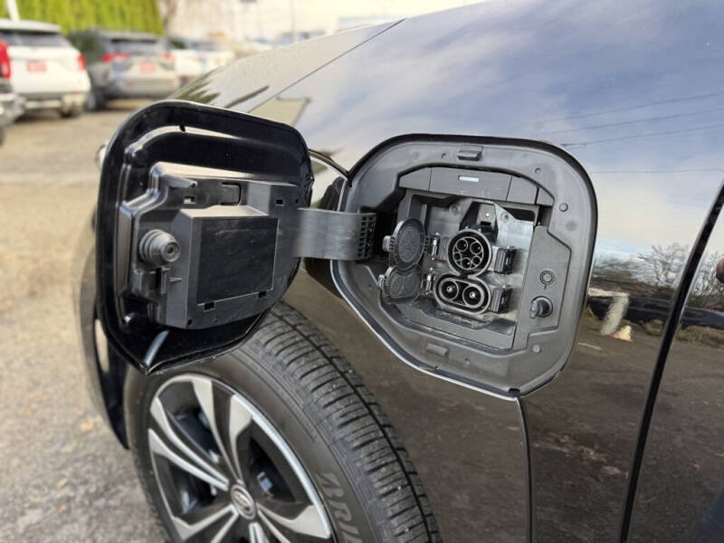 2024 Toyota bZ4X XLE