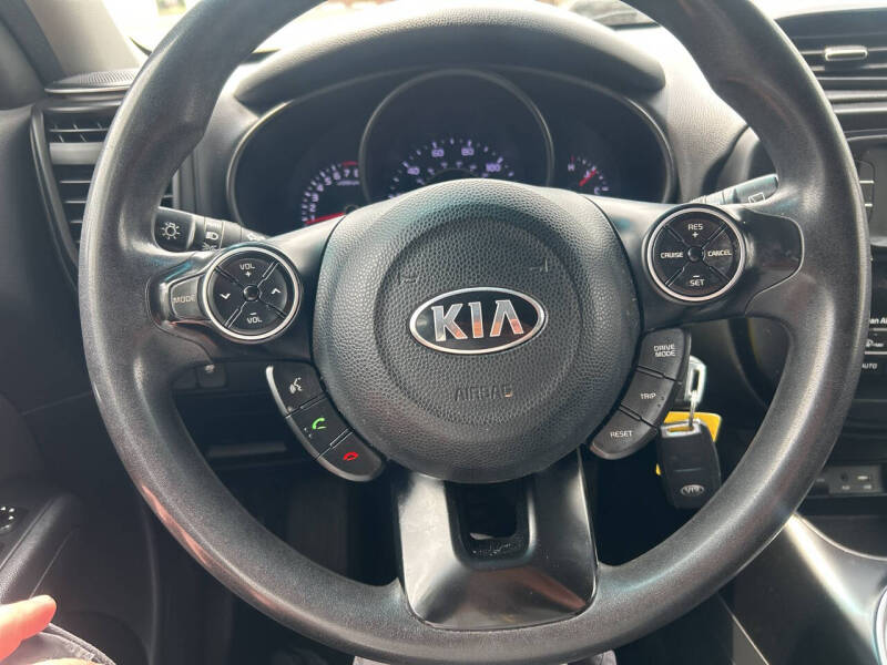 2017 Kia Soul +