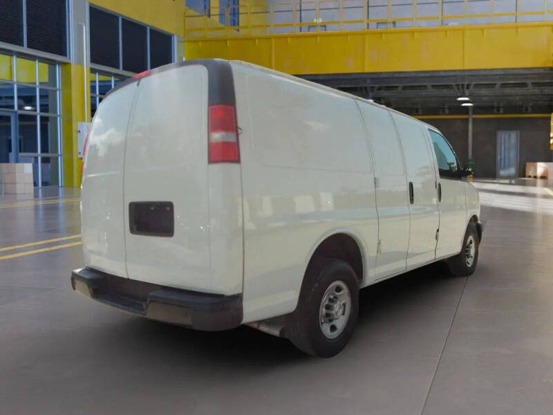 2020 Chevrolet Express 2500