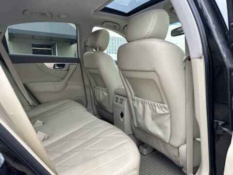 2011 Infiniti FX35