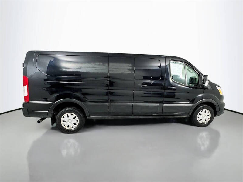 2022 Ford Transit