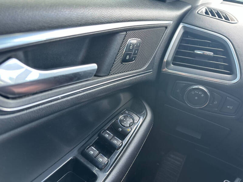 2015 Ford Edge Sport