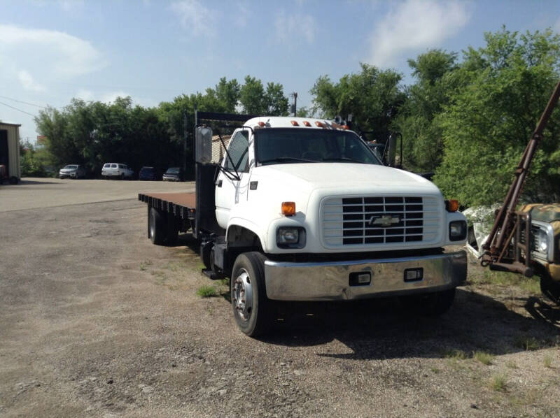 2001 Chevrolet C6500 for sale at Melton Chevrolet in Belleville KS