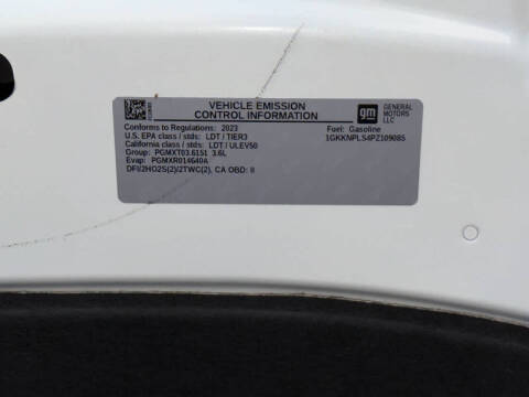 2023 GMC Acadia Denali