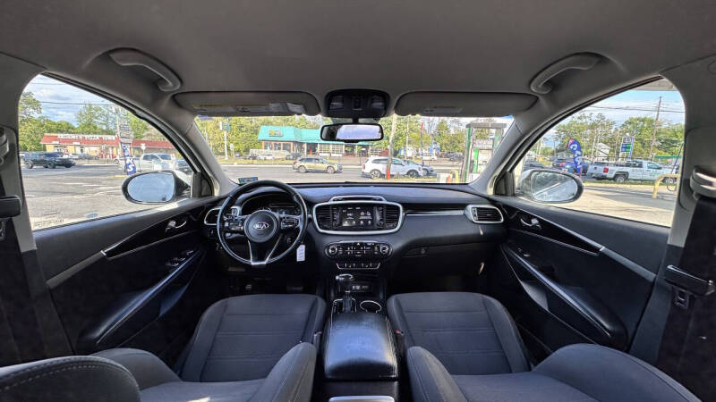 2018 Kia Sorento LX