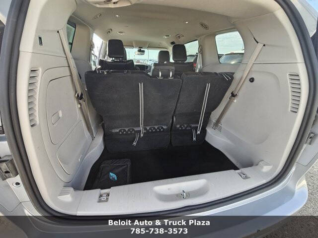 2023 Chrysler Pacifica Plug-In Hybrid Touring L