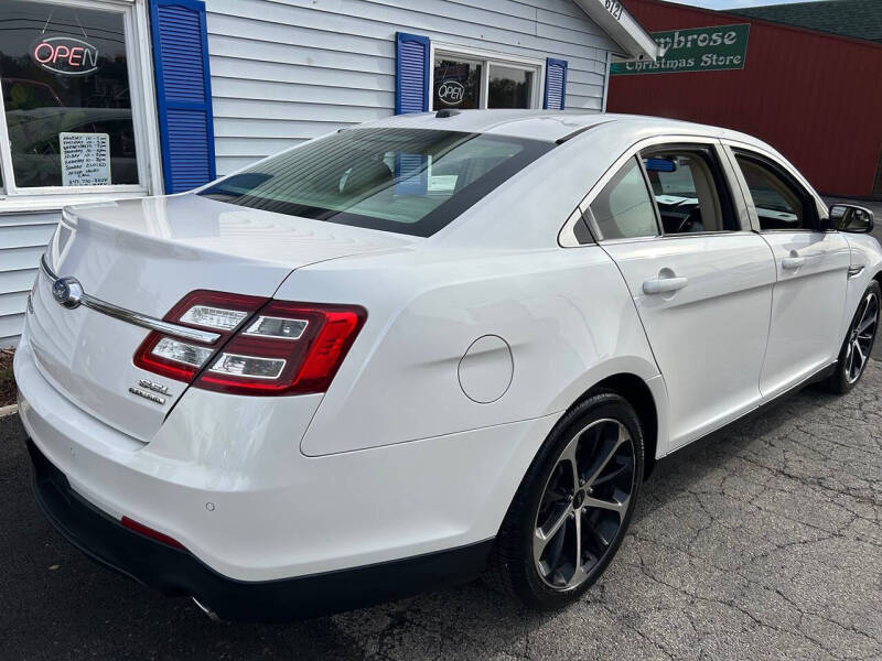 2015 Ford Taurus SEL