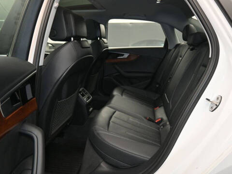 2022 Audi A4 quattro Premium 40 TFSI