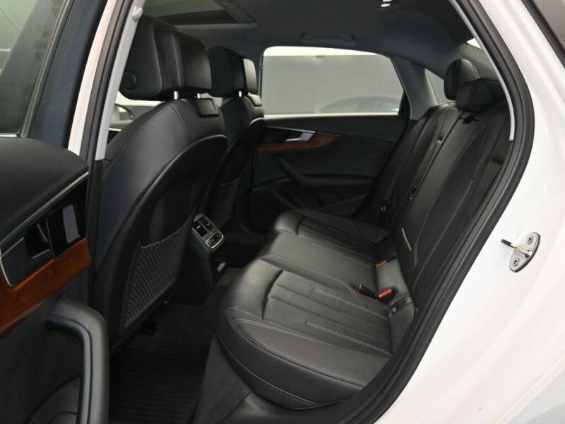 2022 Audi A4 quattro Premium 40 TFSI