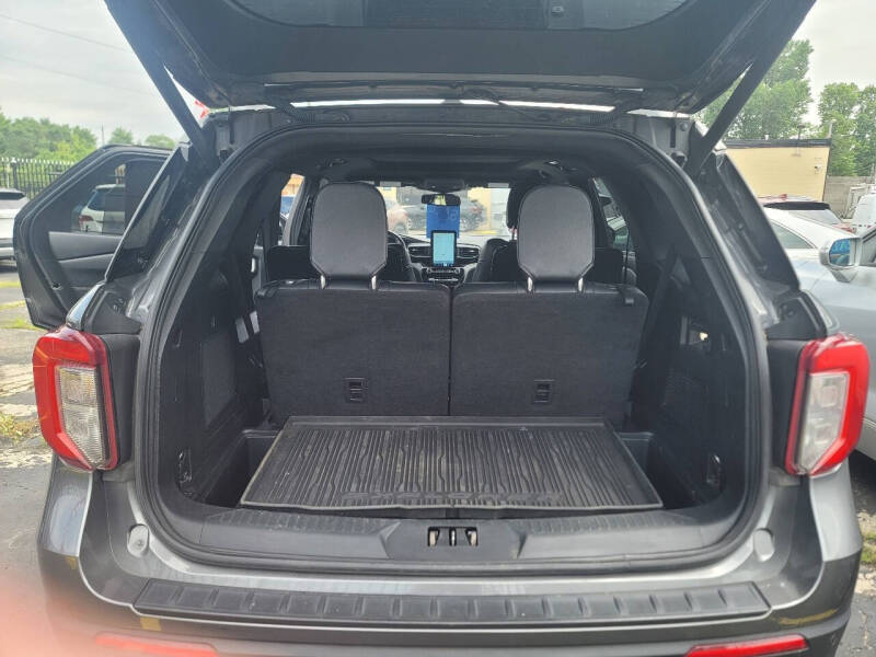 2021 Ford Explorer ST