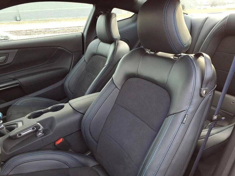 2025 Ford Mustang Dark Horse