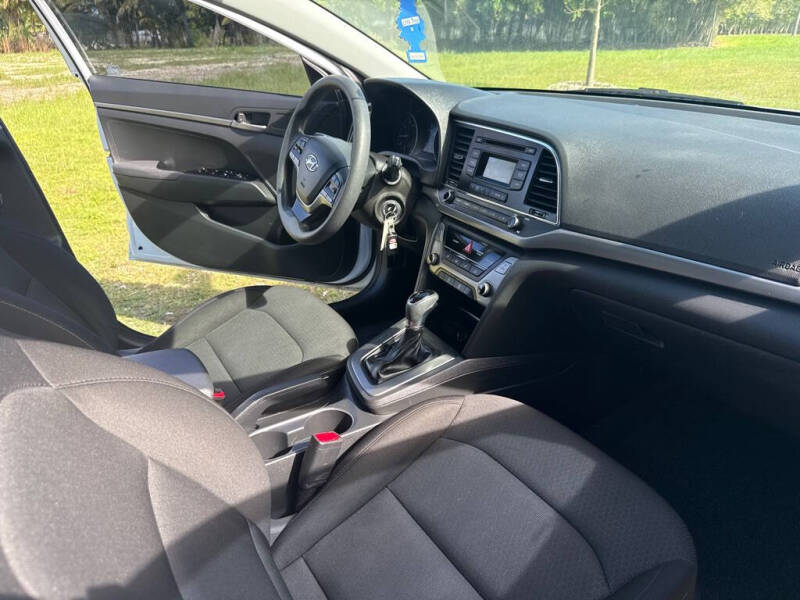 2018 Hyundai Elantra