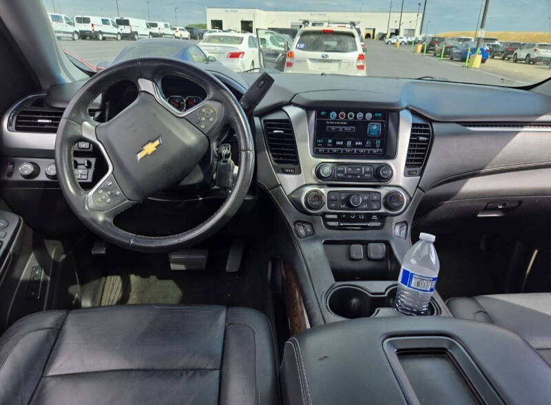 2016 Chevrolet Suburban LT